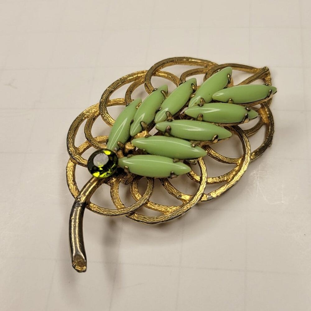 Vintage Green Glass Rhinestone Gold Tone Leaf Brooch